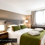 Aparthotel Fraser Paris La Defense 5*