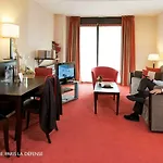 Fraser Paris La Defense 5*