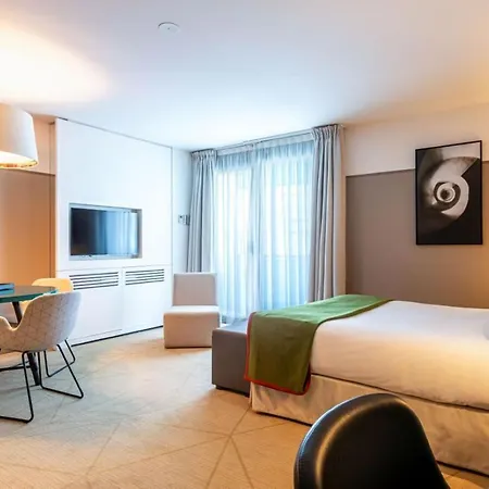 Fraser Paris La Defense Aparthotel
