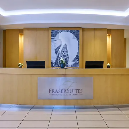 Fraser Paris La Défense 5*