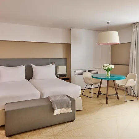 Fraser Paris La Defense 5*