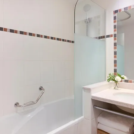 Fraser Paris La Defense Aparthotel Courbevoie