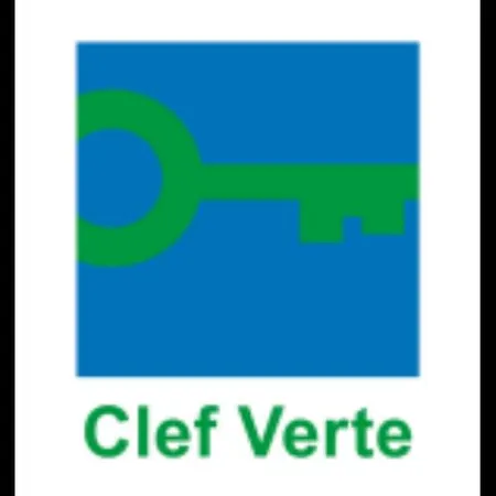 Apart Otel Fraser Paris La Defense 5*