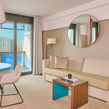 Fraser Paris La Defense 5*