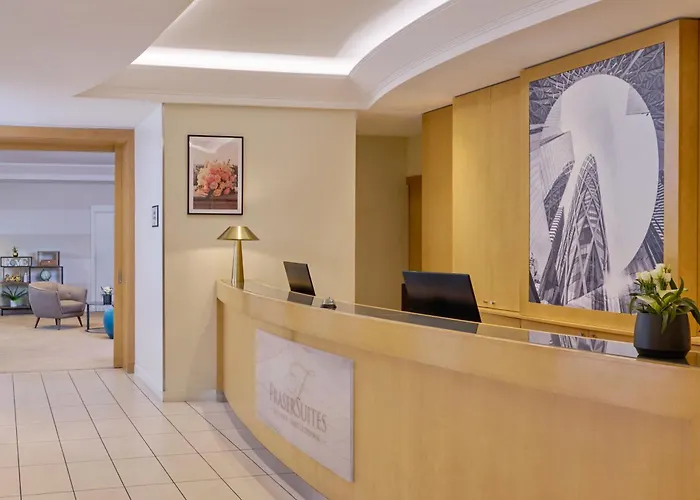 Fraser Paris La Defense 5*