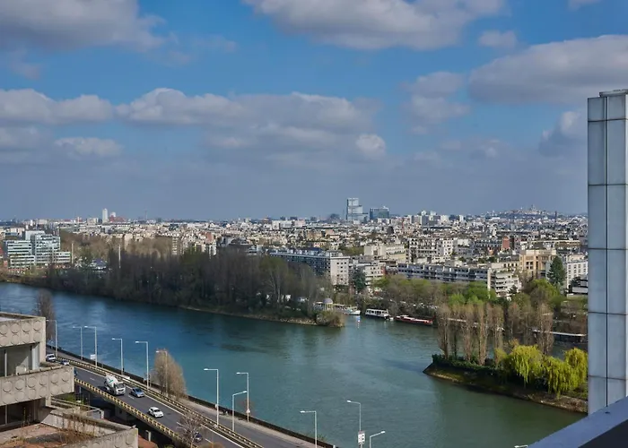 Aparthotel Fraser Paris La Defense