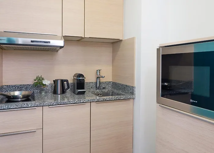 Fraser Paris La Defense Aparthotel 5*